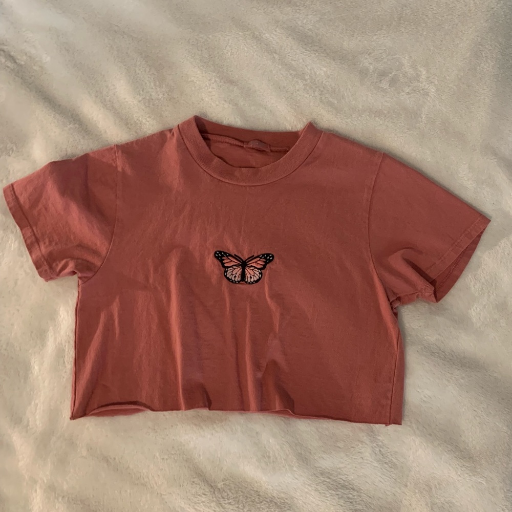 butterfly crop top tee shirt🩷